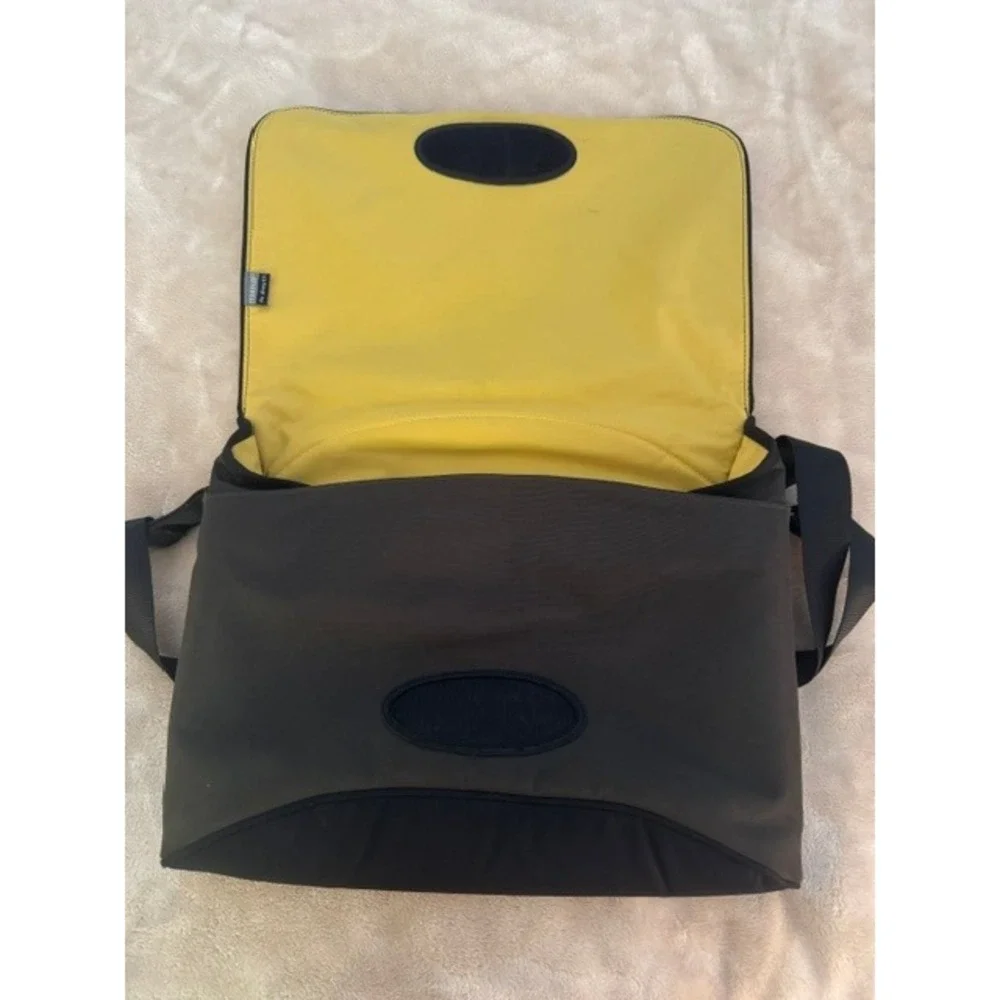 Crumpler Messenger Bag Black Olive Green Yellow Lining Crossbody Laptop Bag